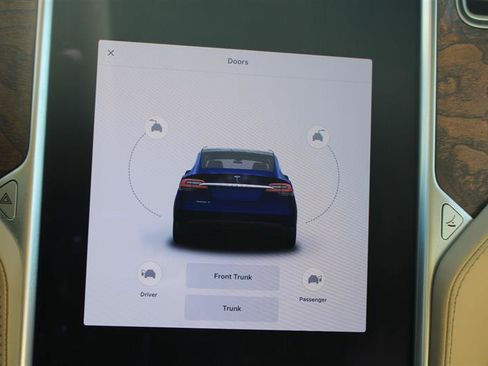 Used 2017 Tesla Model X 75D image 20