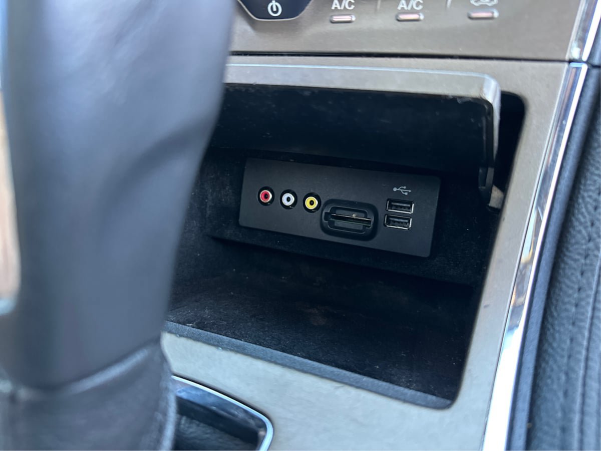 Used 2013 Lincoln MKX AWD image 14