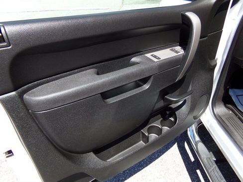 Used 2011 Chevrolet Silverado 1500 LT AWD/4WD image 37