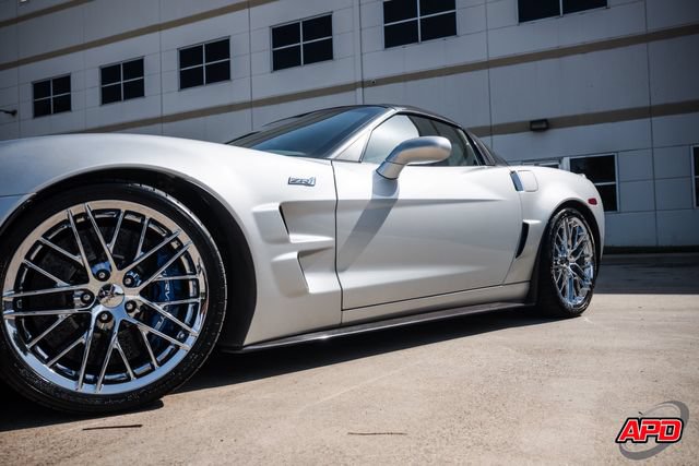 Used 2011 Chevrolet Corvette ZR1 w/ Preferred Equipment Group RWD image 31