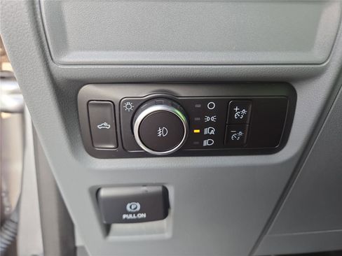 Used 2023 Ford F150 XLT image 17