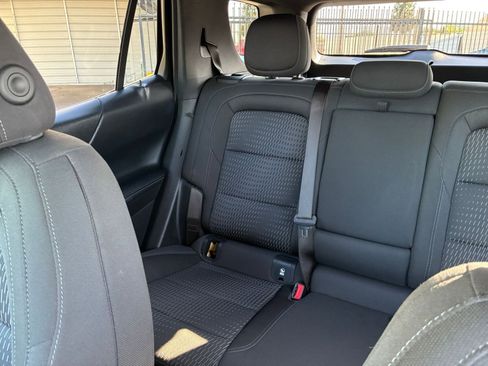 Used 2025 Chevrolet Equinox LT FWD image 38