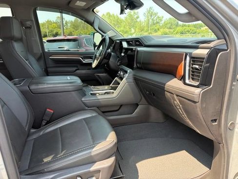 Used 2024 GMC Sierra 2500 Denali w/ Denali Reserve Package AWD/4WD image 10