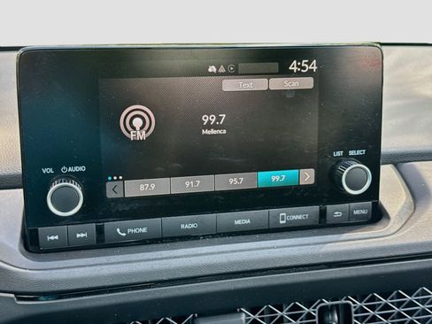 Used 2025 Honda Accord SE image 13