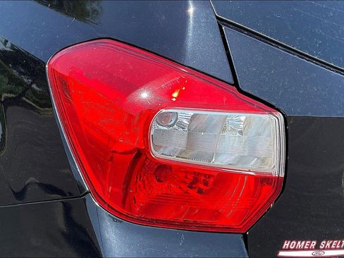 Used 2015 Subaru Crosstrek 2.0i Premium image 24