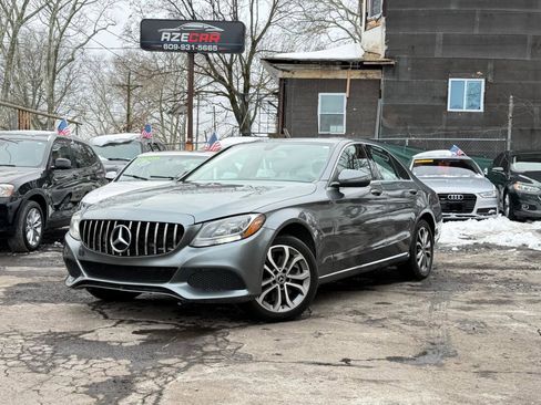 Used 2018 Mercedes-Benz C 300 4MATIC Sedan image 3