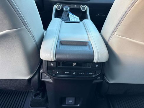New 2026 Toyota Grand Highlander Limited AWD/4WD image 9