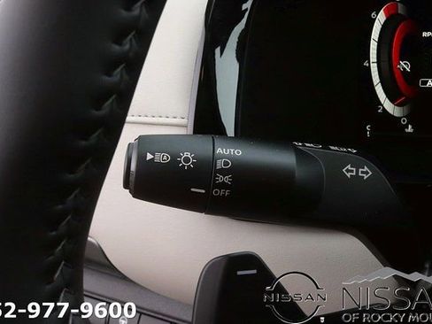 New 2026 Nissan Pathfinder SL w/ SL Premium Package AWD/4WD image 27