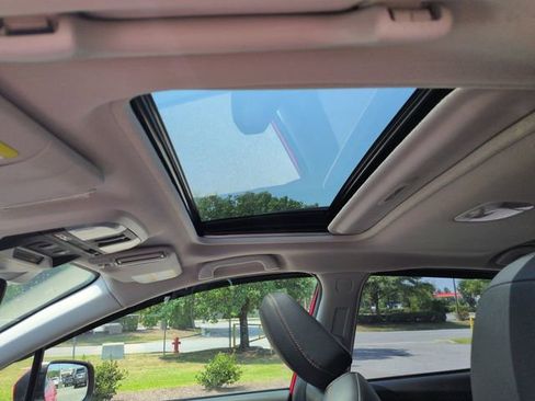 Used 2020 Subaru Crosstrek 2.0i Limited w/ Moonroof Package w/Navigation AWD/4WD image 17