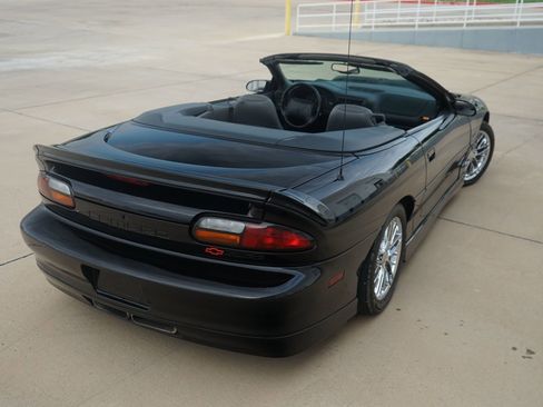 Used 1997 Chevrolet Camaro Z28 w/ Preferred Equipment Group 2 image 15