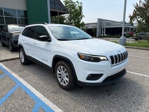 Used 2022 Jeep Cherokee Latitude Lux FWD image 4