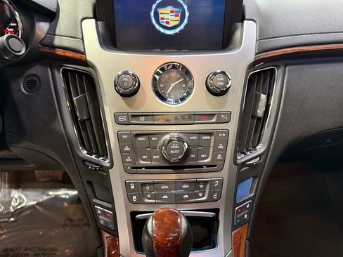Used 2011 Cadillac CTS Premium RWD image 16
