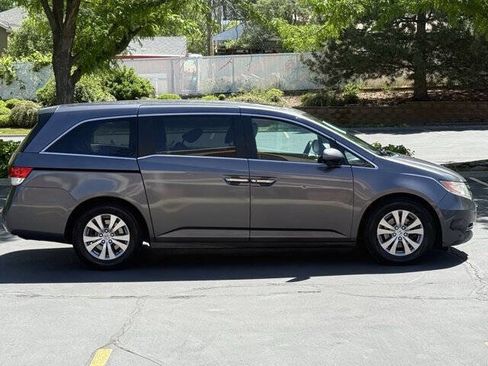Used 2016 Honda Odyssey EX-L image 3