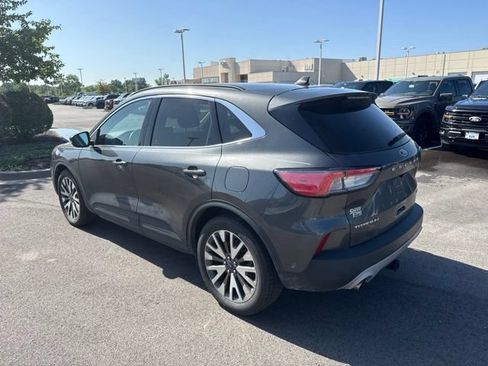 Used 2020 Ford Escape Titanium FWD image 4