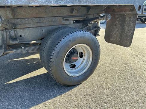 Used 1997 GMC Sierra 3500 SL w/ Snow Plow Prep Pkg image 10