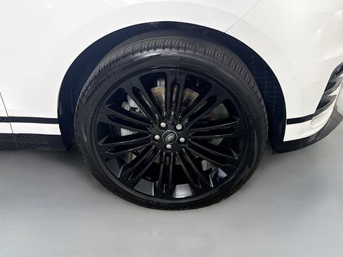 Used 2025 Land Rover Range Rover Velar Dynamic SE AWD/4WD image 32