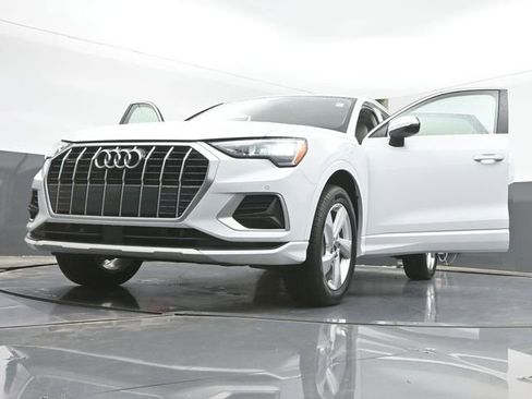 Used 2022 Audi Q3 2.0T Premium AWD/4WD image 54