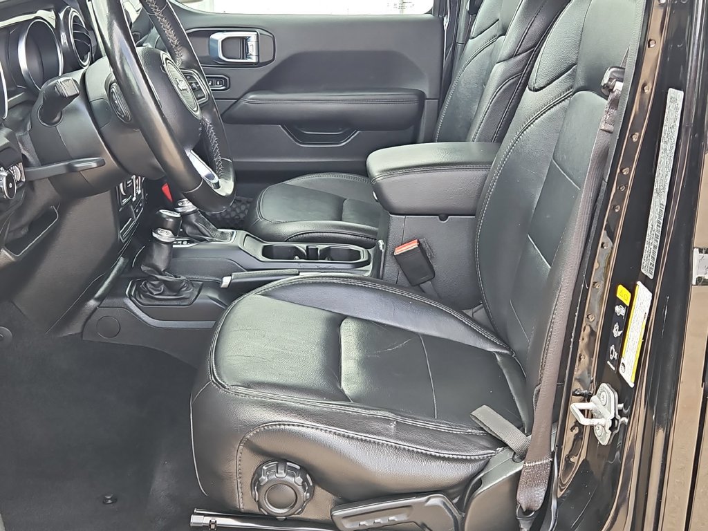Used 2021 Jeep Wrangler Unlimited Sahara AWD/4WD image 11