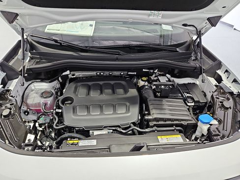 New 2026 Volkswagen Tiguan SE R-Line FWD image 11