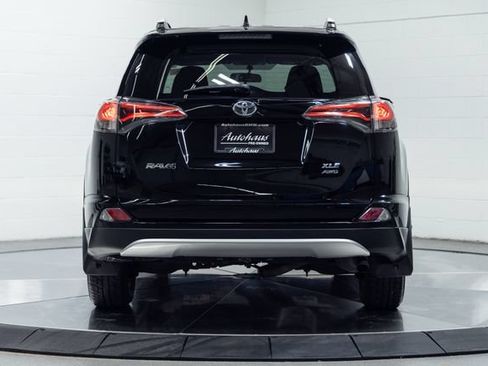 Used 2016 Toyota RAV4 XLE AWD/4WD image 7