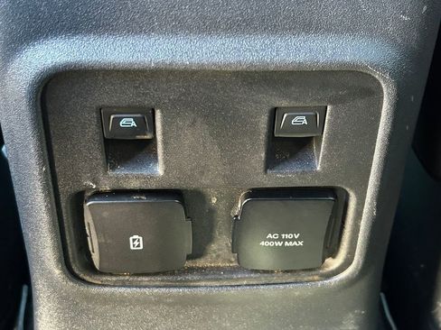 Used 2021 Ford Bronco Badlands image 22