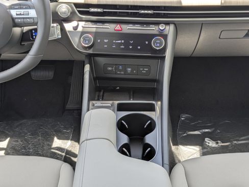 New 2025 Hyundai Sonata SEL image 17