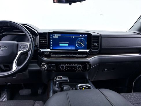 Used 2023 Chevrolet Silverado 1500 LT Trail Boss AWD/4WD image 7