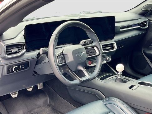 Used 2024 Ford Mustang GT Premium image 9