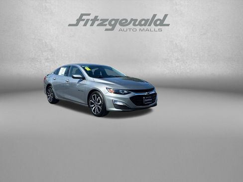 Used 2024 Chevrolet Malibu RS FWD image 1