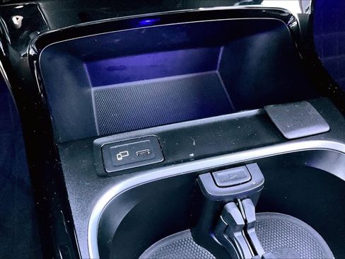 Used 2023 Mercedes-Benz CLA 250 image 34