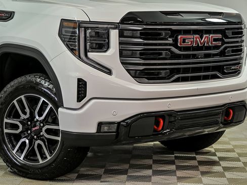 New 2026 GMC Sierra 1500 AT4 w/ AT4 Premium Package AWD/4WD image 2