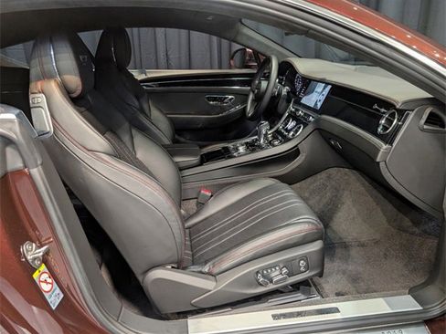 Used 2020 Bentley Continental GT image 15