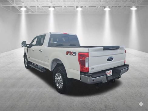 Used 2019 Ford F250 Lariat w/ Lariat Ultimate Package AWD/4WD image 6