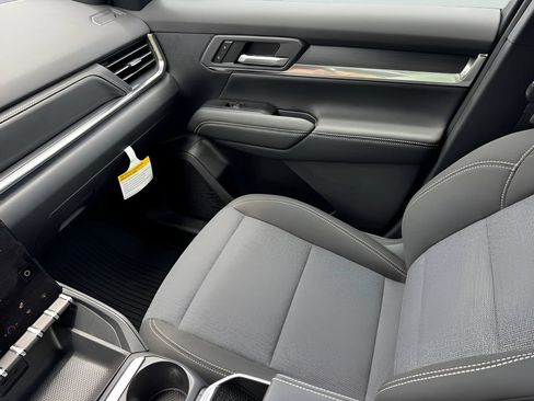 New 2027 GMC Terrain Elevation w/ Black Edition FWD image 21