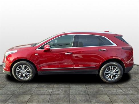 Certified 2023 Cadillac XT5 Premium Luxury w/ Technology Package image 2