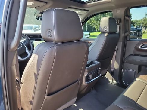 Used 2023 GMC Sierra 1500 Denali w/ Technology Package AWD/4WD image 12