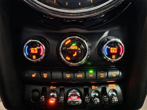 Used 2022 MINI Cooper S w/ Premium Package image 17