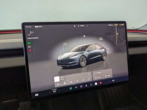 Used 2024 Tesla Model 3 Standard Range image 41