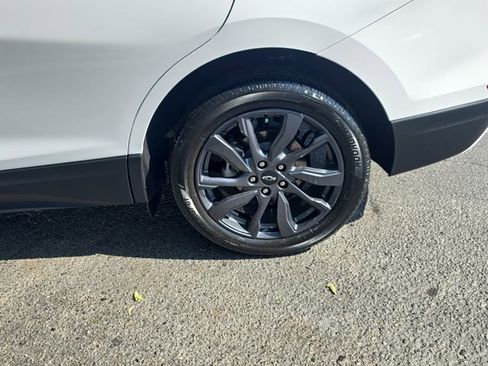 Used 2024 Chevrolet Equinox RS image 33