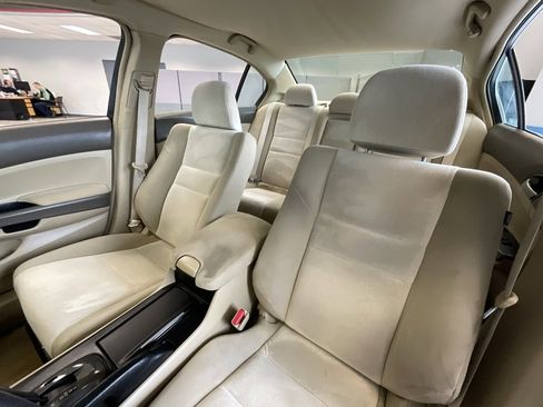 Used 2009 Honda Accord LX-P image 10