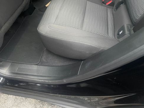 Used 2025 Chevrolet Equinox LT image 25