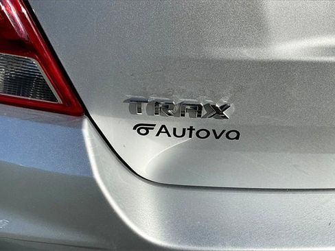 Used 2017 Chevrolet Trax LT image 32