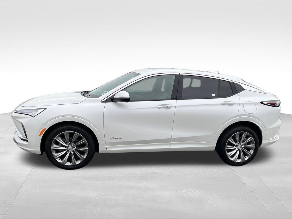 Used 2024 Buick Envista Avenir FWD image 2