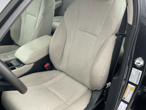 Used 2024 Honda Accord EX image 6