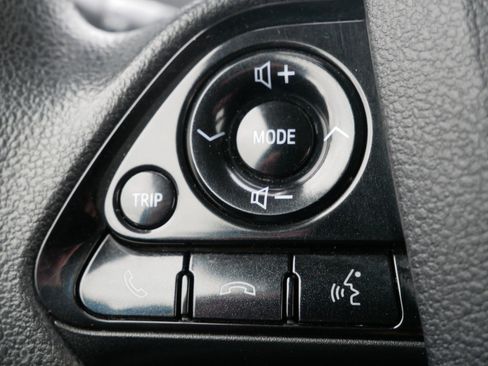 Used 2021 Toyota Prius LE FWD image 30