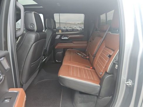 Used 2024 GMC Sierra 1500 Denali Ultimate AWD/4WD image 17