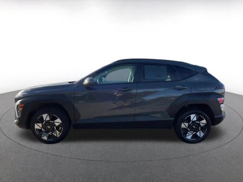 Used 2025 Hyundai Kona SEL image 8