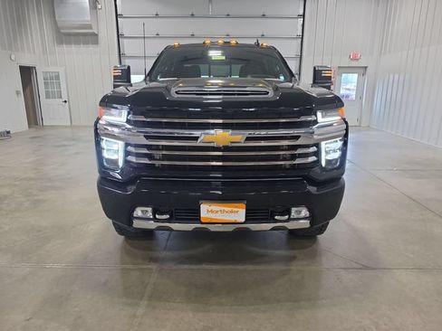 Used 2021 Chevrolet Silverado 3500 High Country w/ Z71 Off-Road Package AWD/4WD image 3