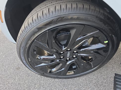 New 2025 Lincoln Navigator Black Label image 33