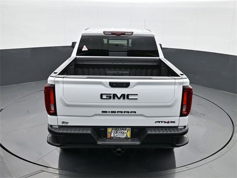 New 2026 GMC Sierra 1500 AT4X w/ LPO, Black Badging Package image 18